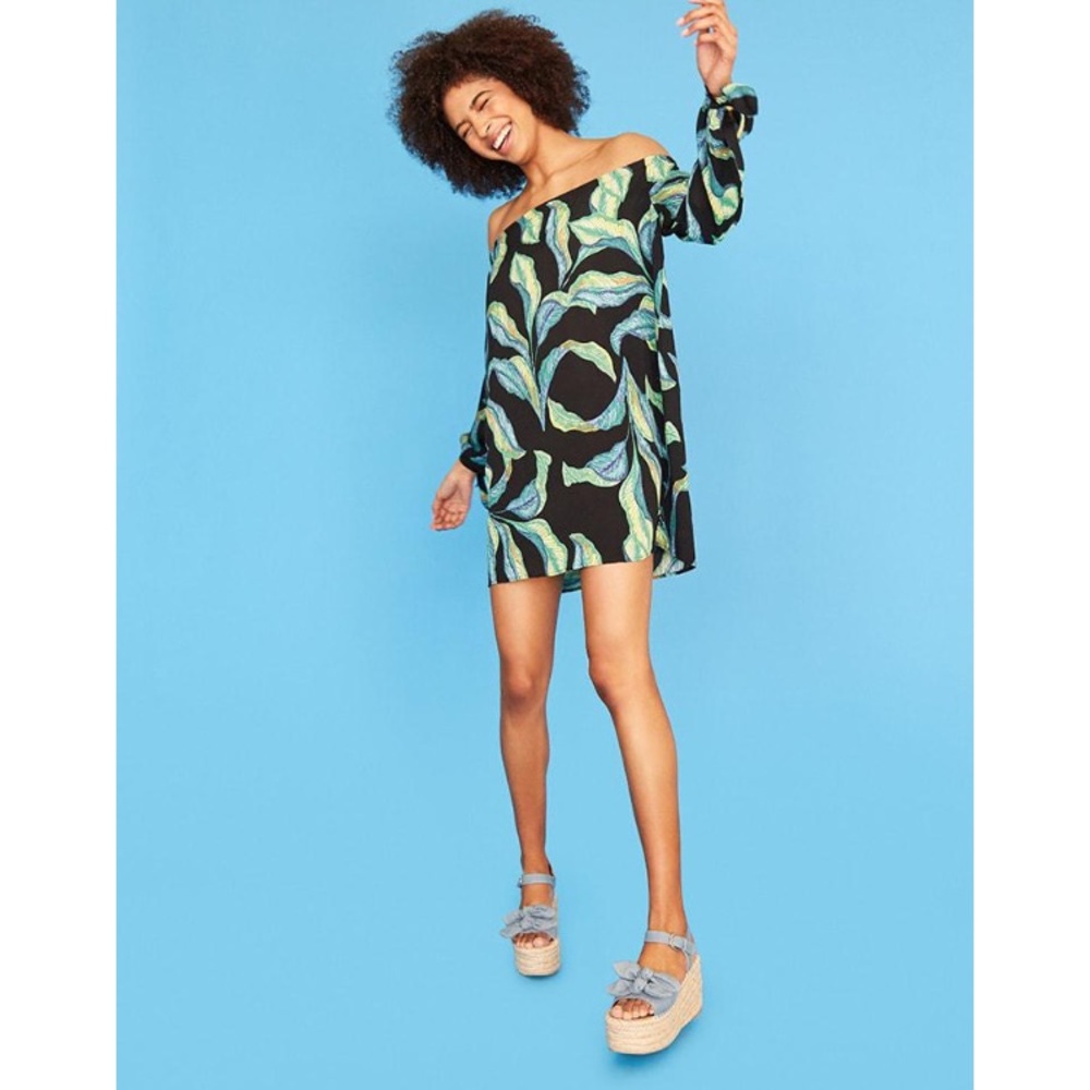 NWT SIZE S PALM LEAF PRINT DRESS